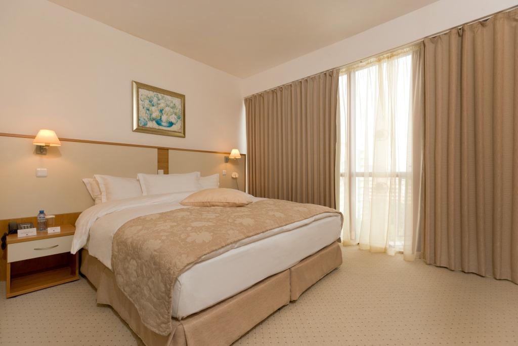 Apollo Spa Resort - Ultra All-Inclusive , Pools & Free Beach, Individual Ac In Every Room Golden Sands Exterior photo